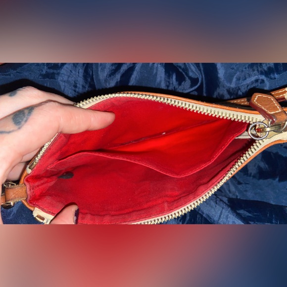 Dooney and bourke mini wristlet - Picture 2 of 3